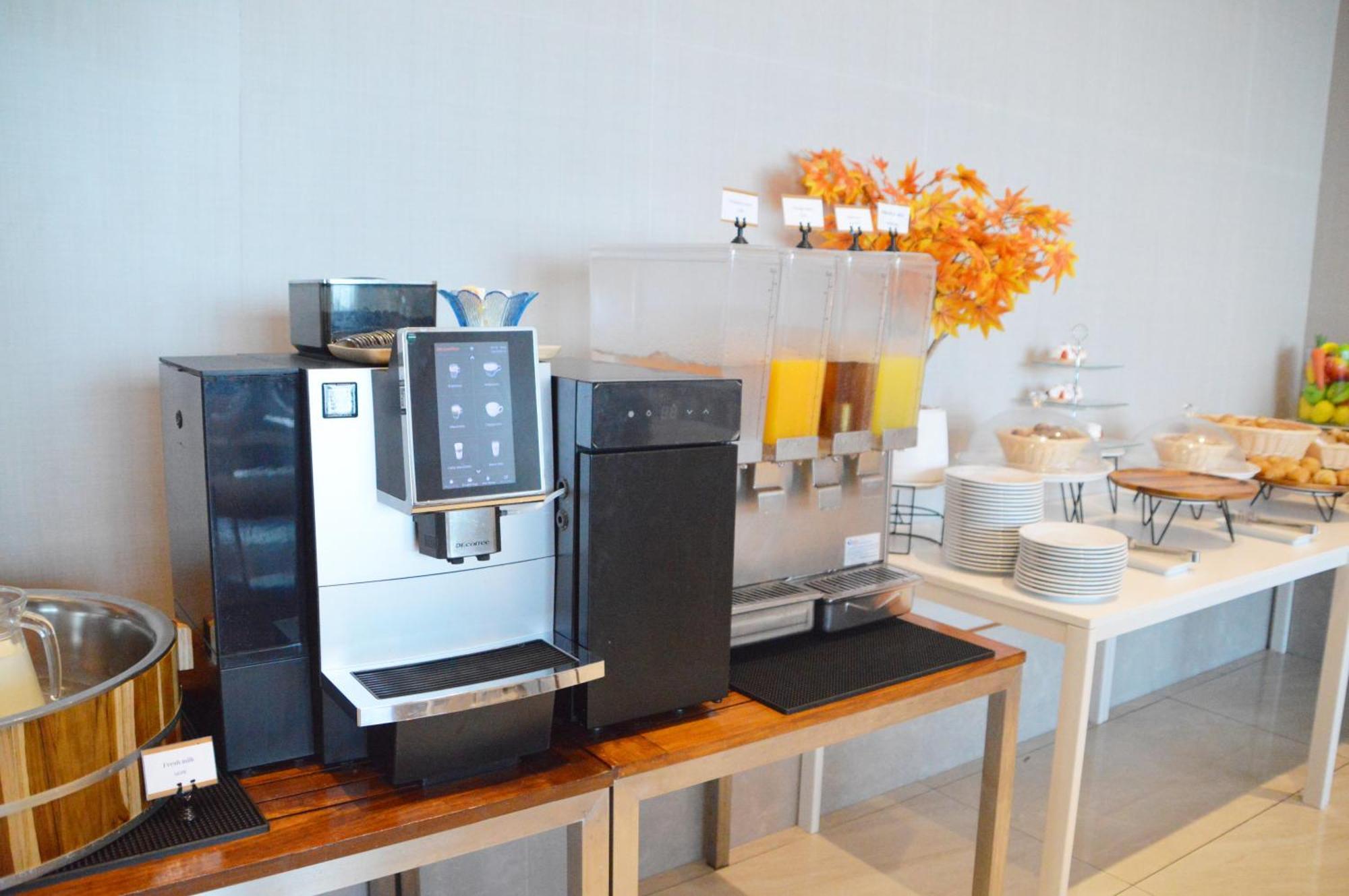 S Sriracha Hotel & Residence Si Racha Εξωτερικό φωτογραφία
