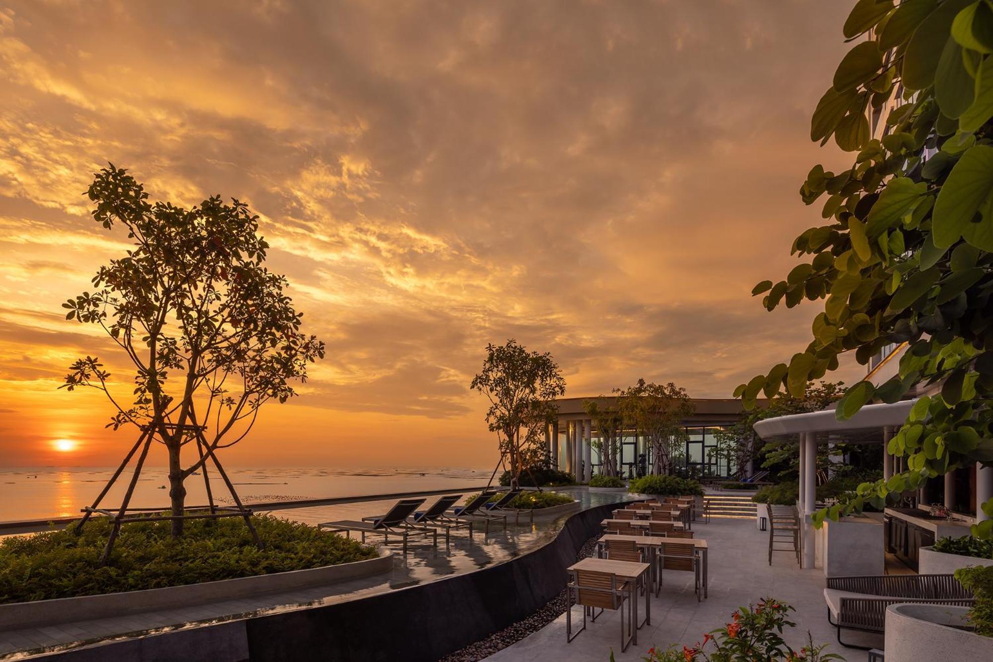 S Sriracha Hotel & Residence Si Racha Εξωτερικό φωτογραφία
